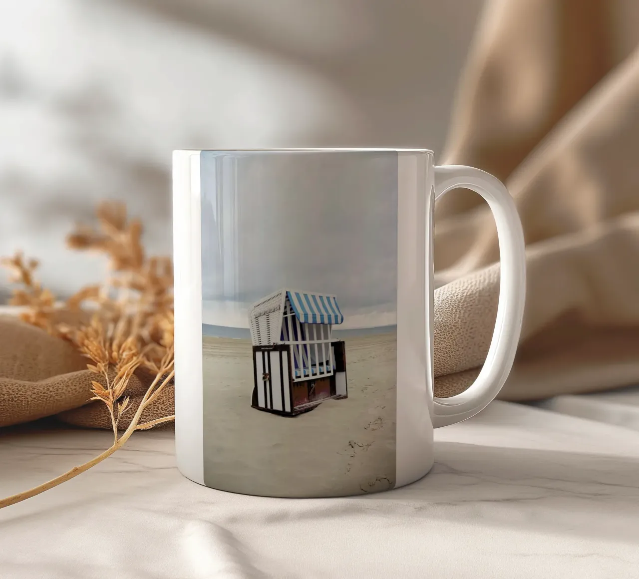 Beach Hut tazza in ceramica da METROPOLIS