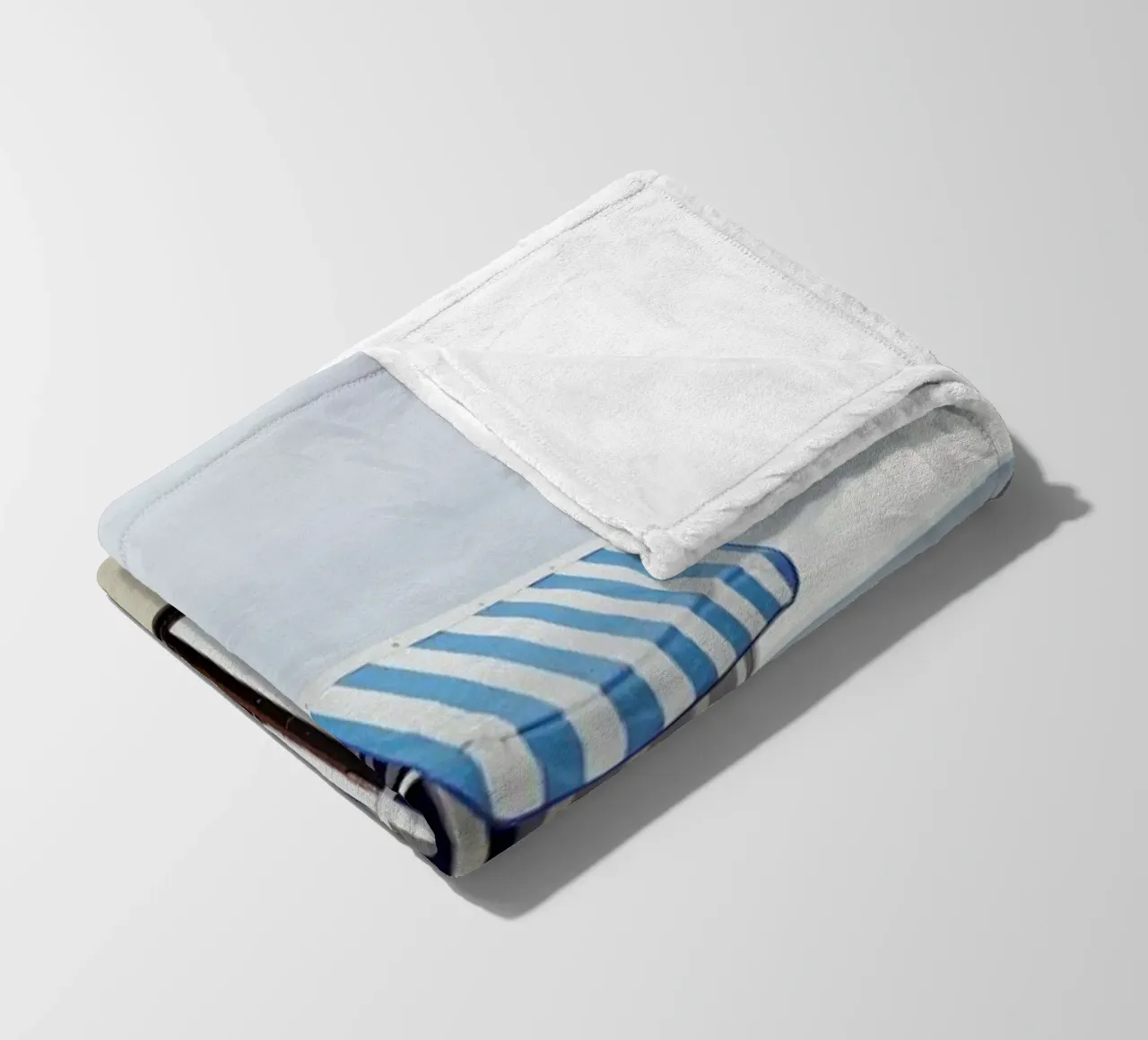 Beach Hut coperta in pile da METROPOLIS
