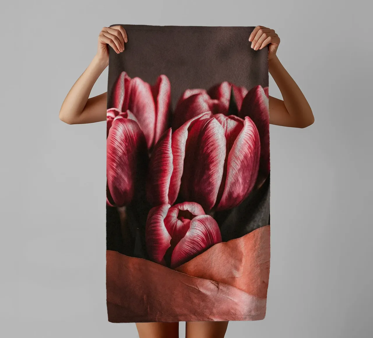 Wrapped in Bloom asciugamano da bagno da BLICKPUNKT