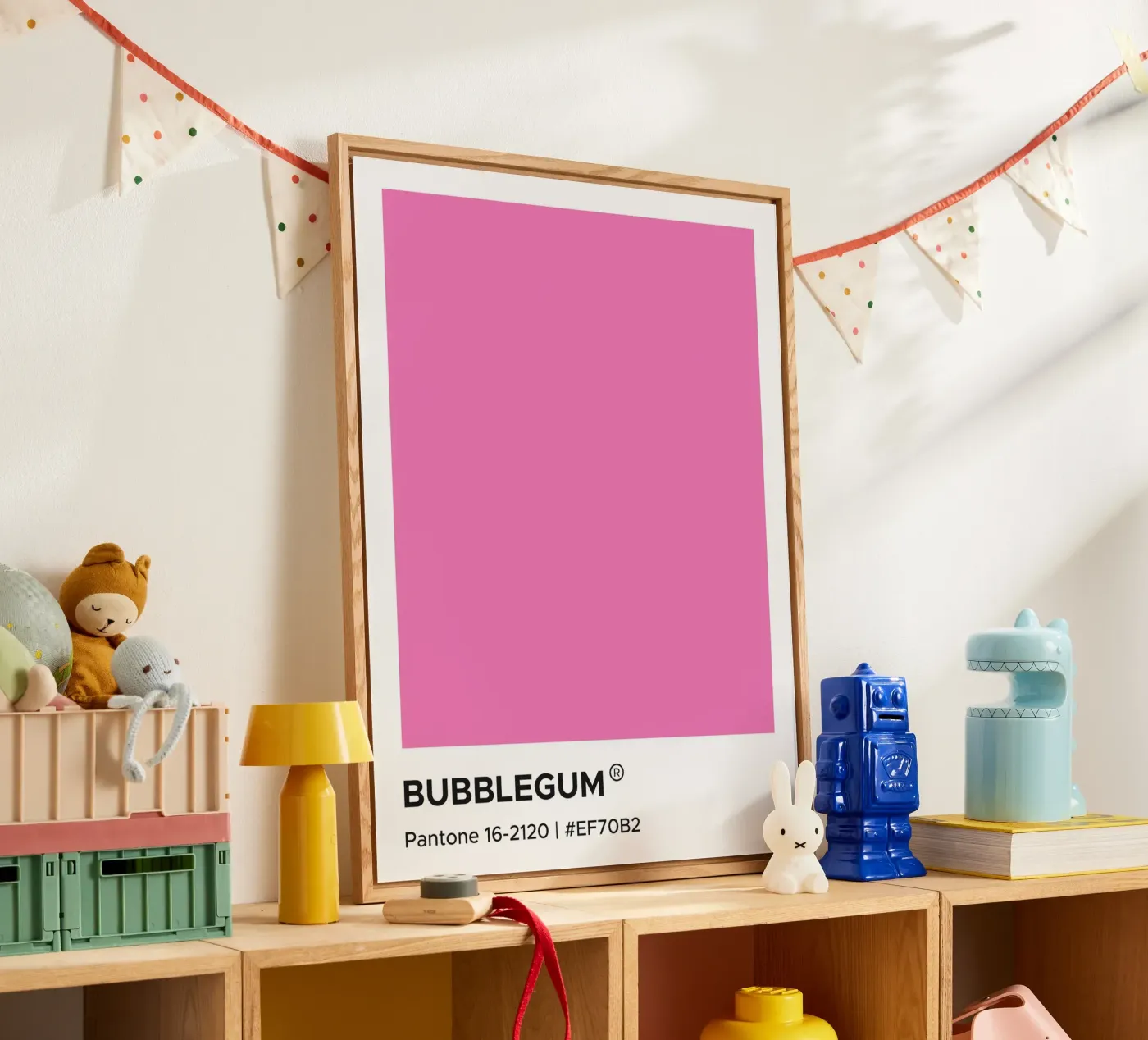 Pantone Bubblegum plexiglass da Paigaam Studio