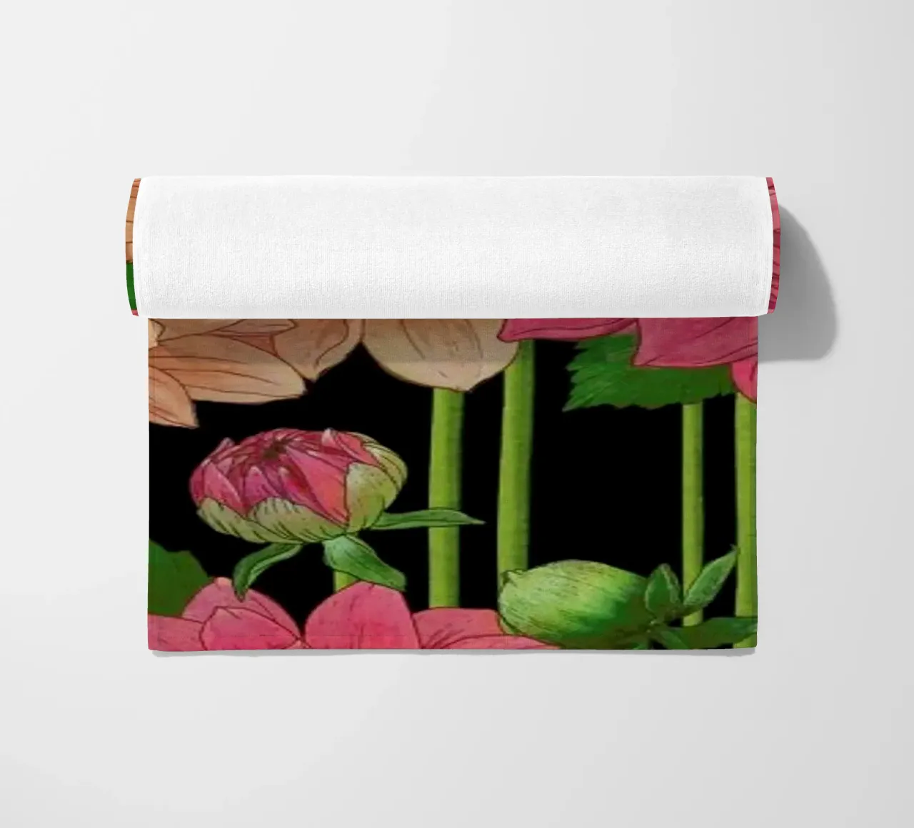 Idyllic Dahlia telo mare da Laura Graves