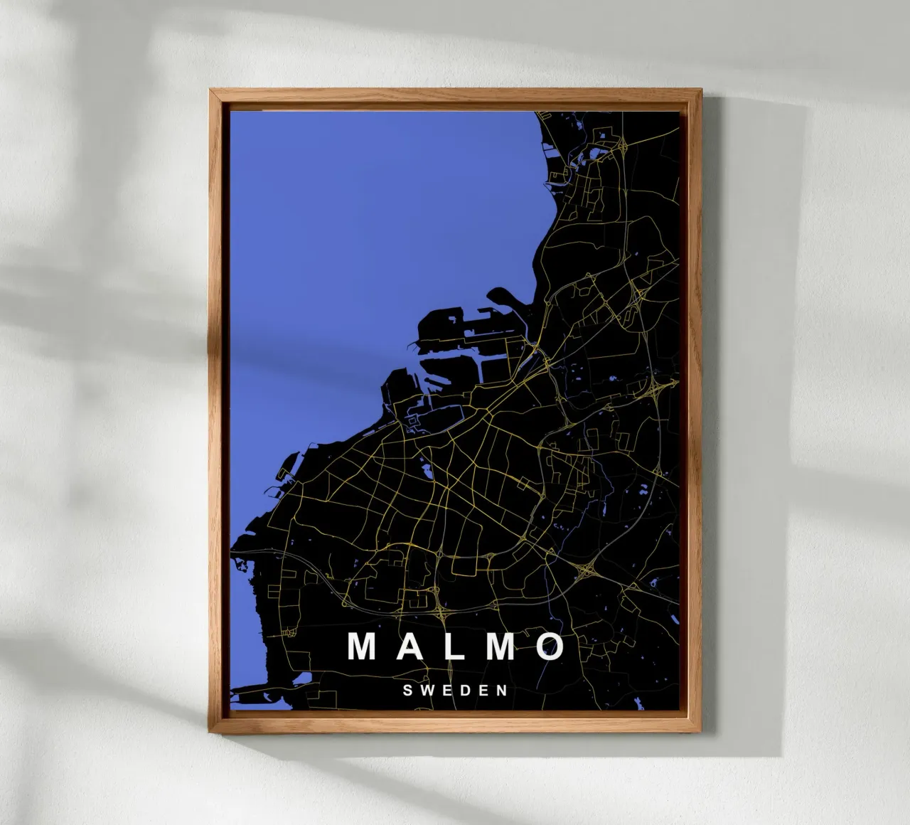 Malmo Svezia - Mappa della città in nero e oro alluminio dibond da Cartographers Library