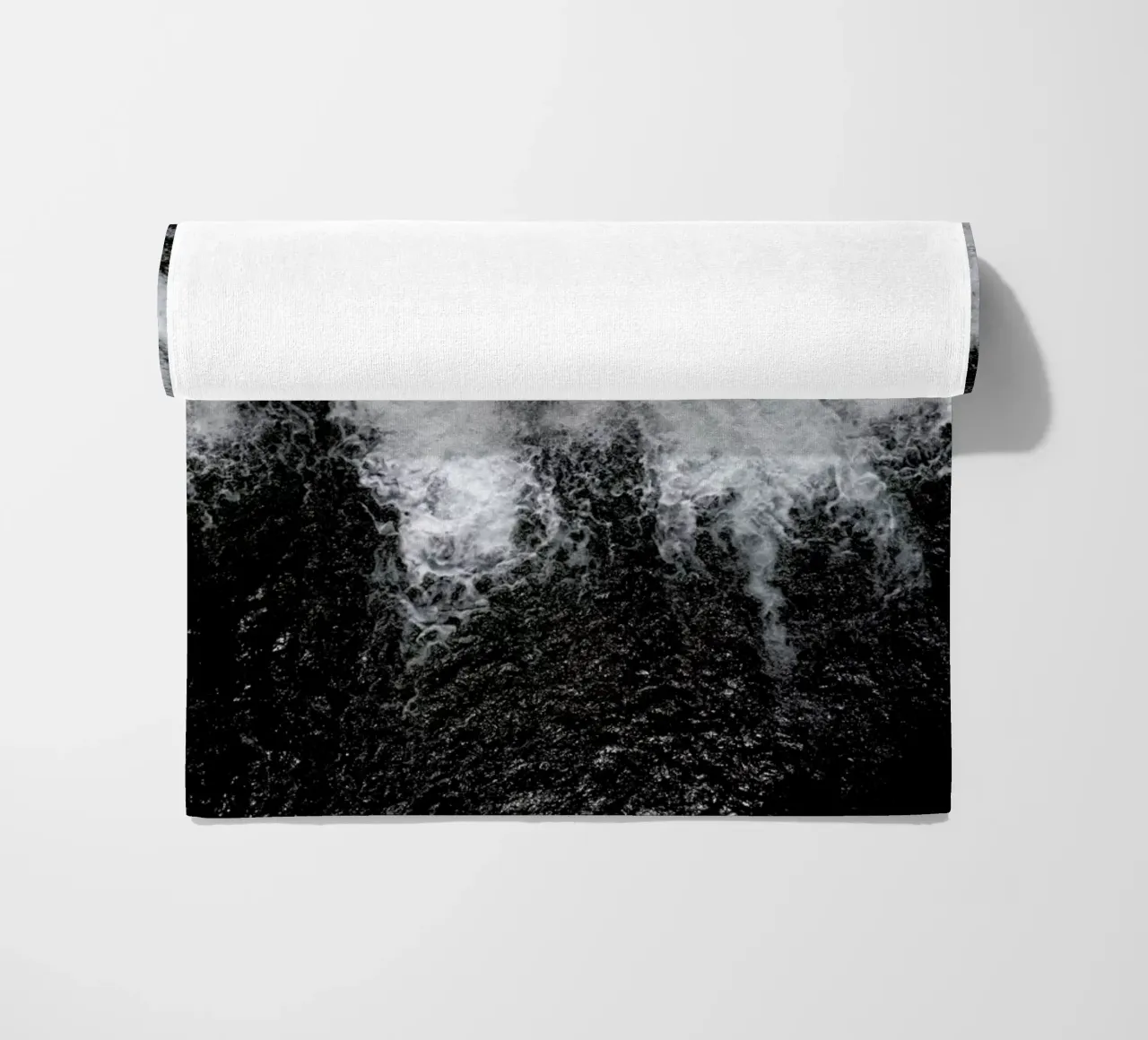 Waterfall a Million Drops of Water telo mare da Studio Nahili