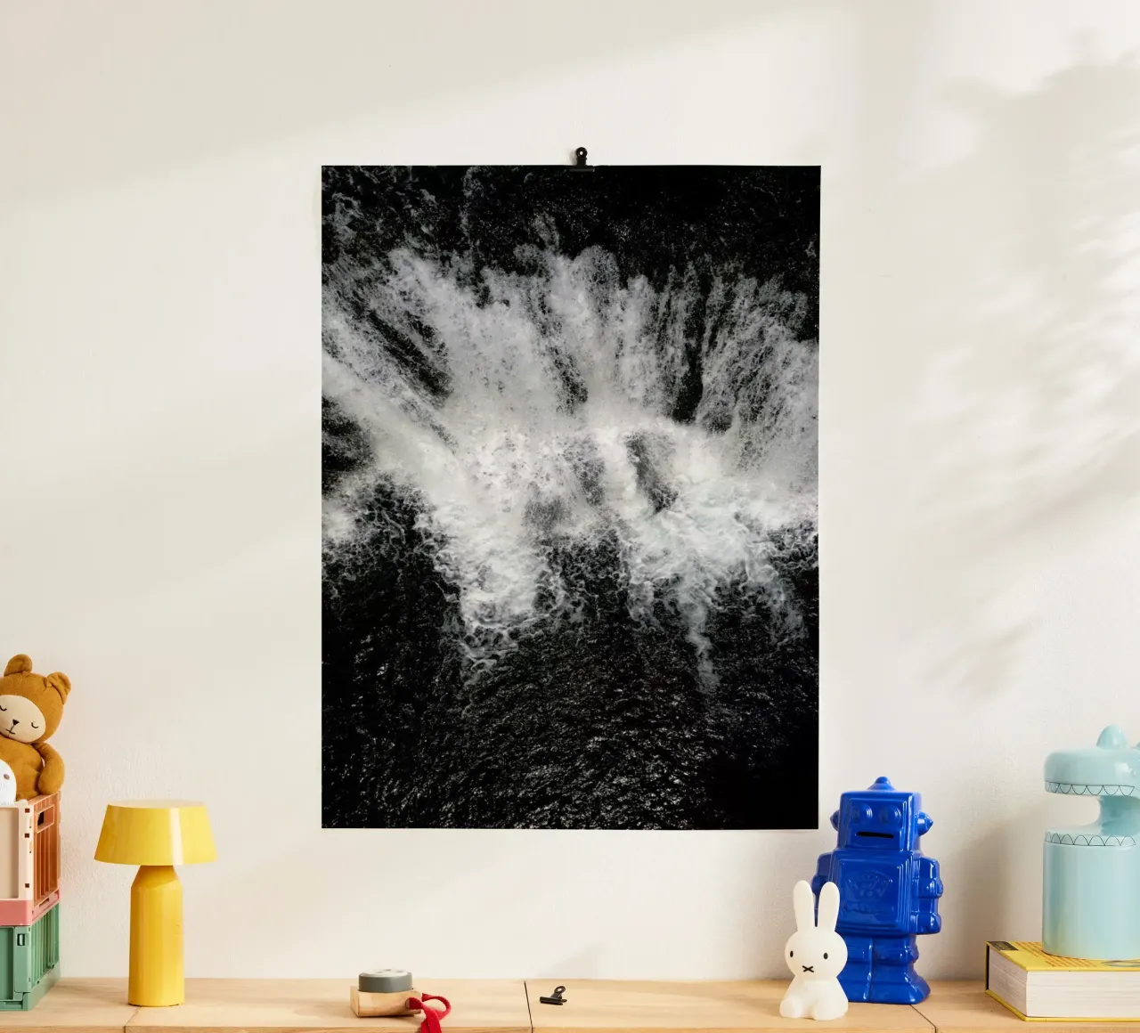 Waterfall a Million Drops of Water poster con telaio in legno da Studio Nahili
