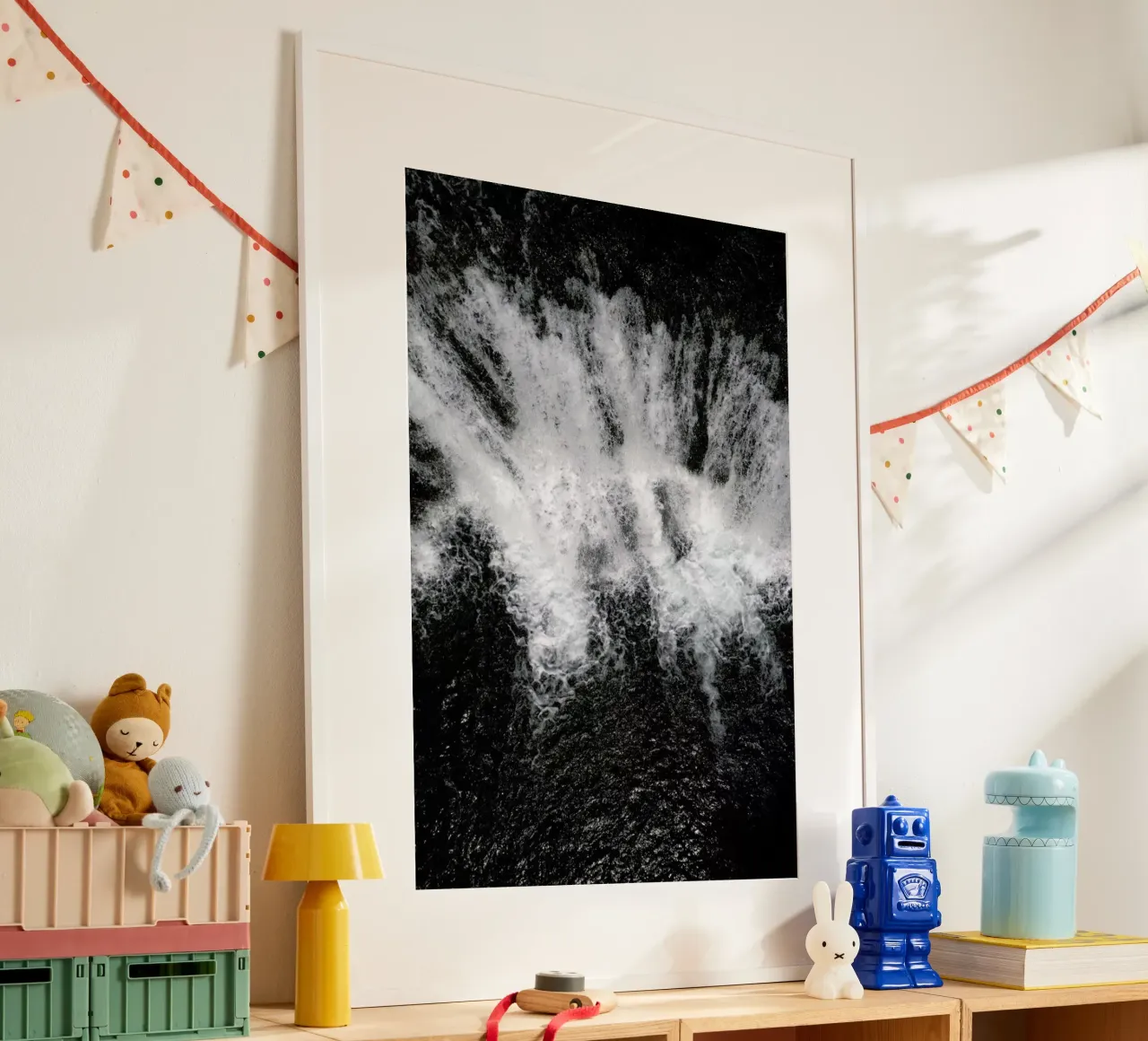 Waterfall a Million Drops of Water poster con telaio in legno da Studio Nahili