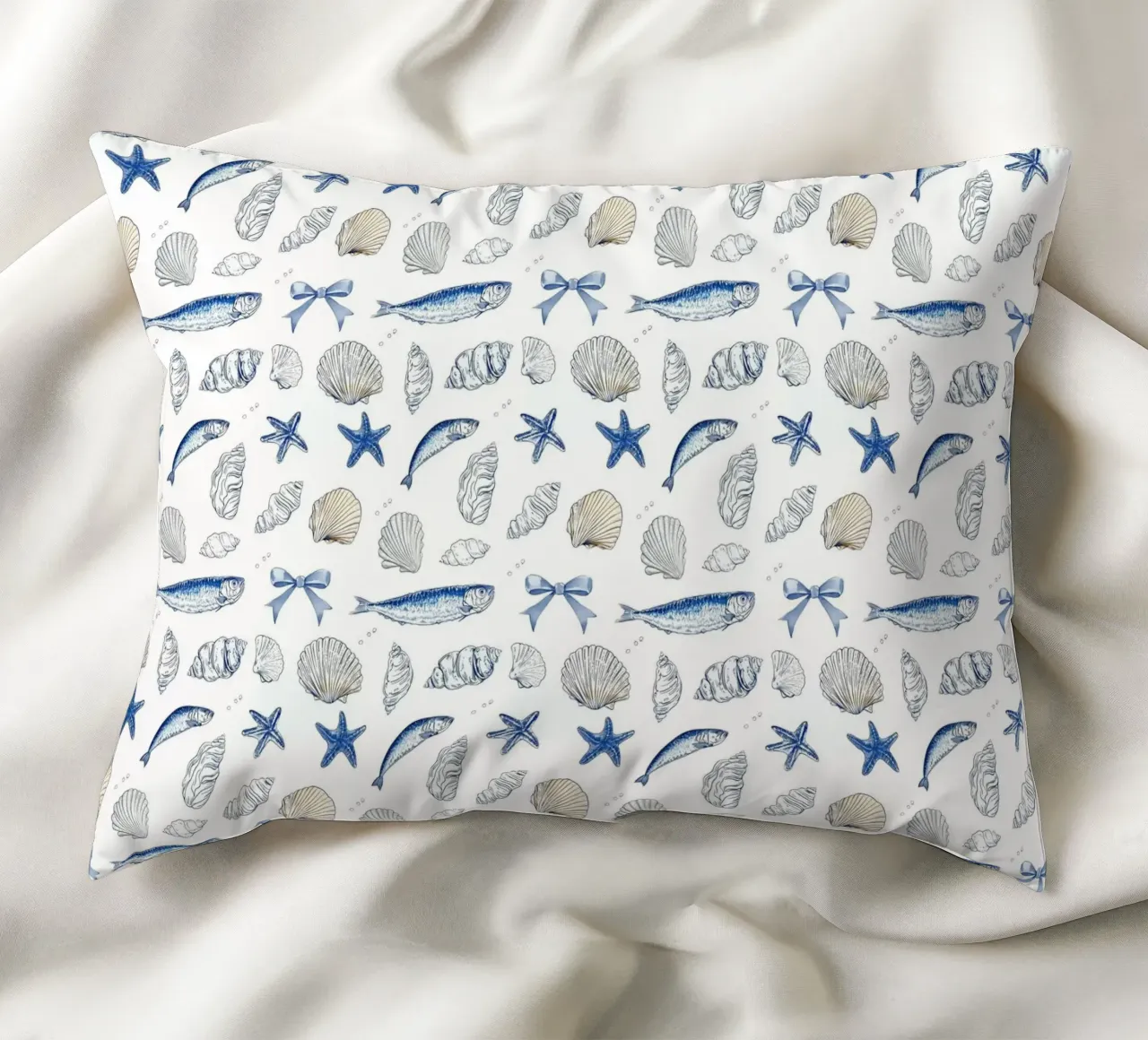 Sardine blu navy Conchiglie pesce pescatore Charm nautico cuscino da Gentle Echoes Art