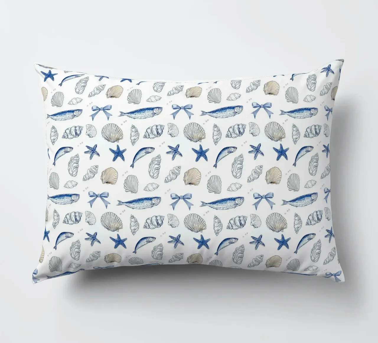 Sardine blu navy Conchiglie pesce pescatore Charm nautico cuscino da Gentle Echoes Art