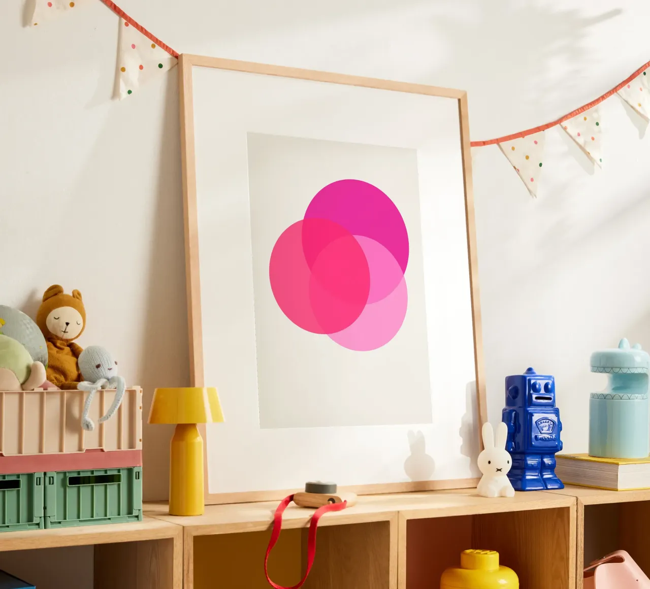 Sfere poster con telaio in legno da Rose Beck Art