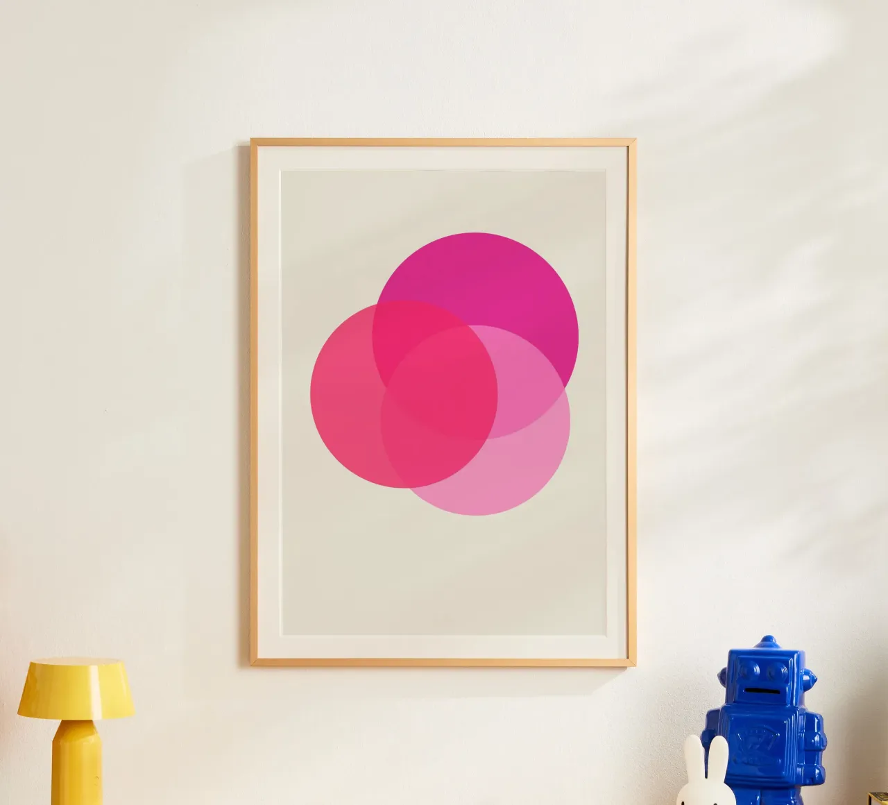 Sfere poster con telaio in legno da Rose Beck Art