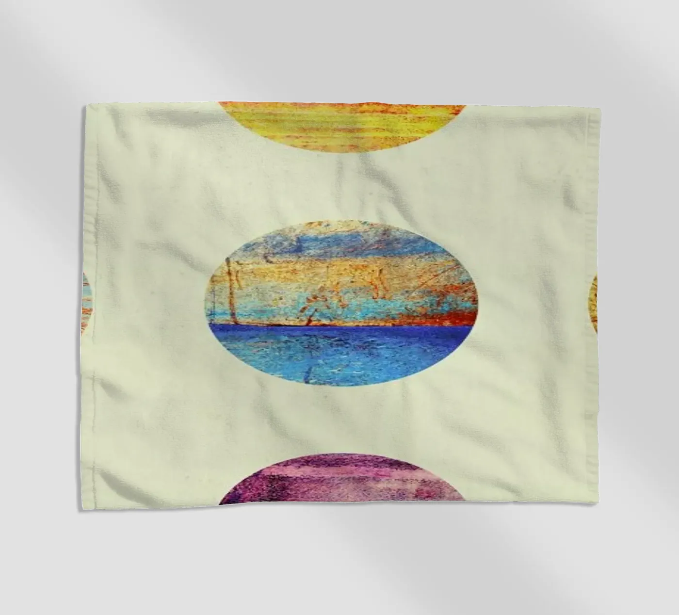 Planets Strandtuch von Elisabeth Fredriksson