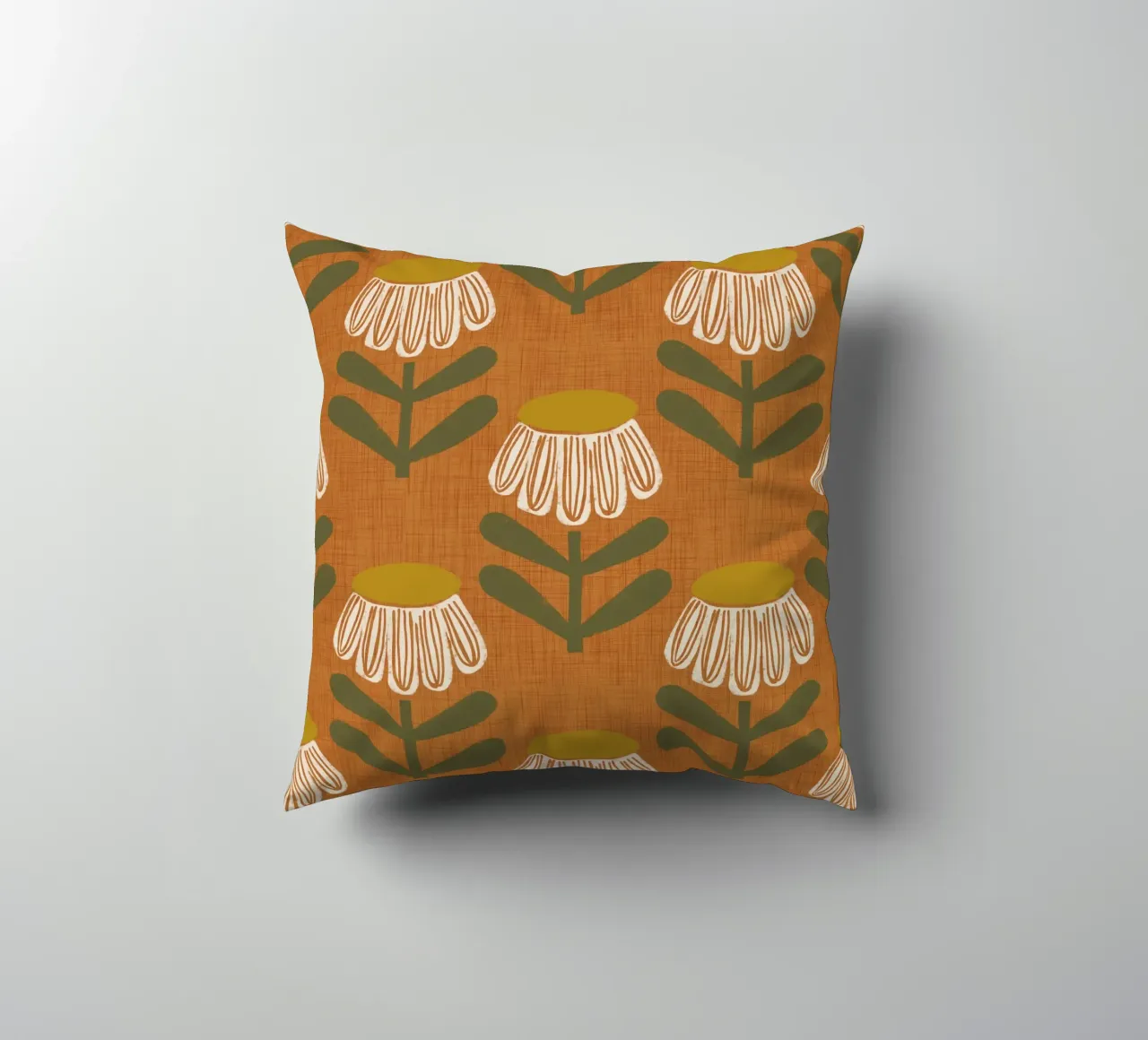 Arancio bruciato floreale retrò - Mid Mod Bloom cuscino da susanacosta
