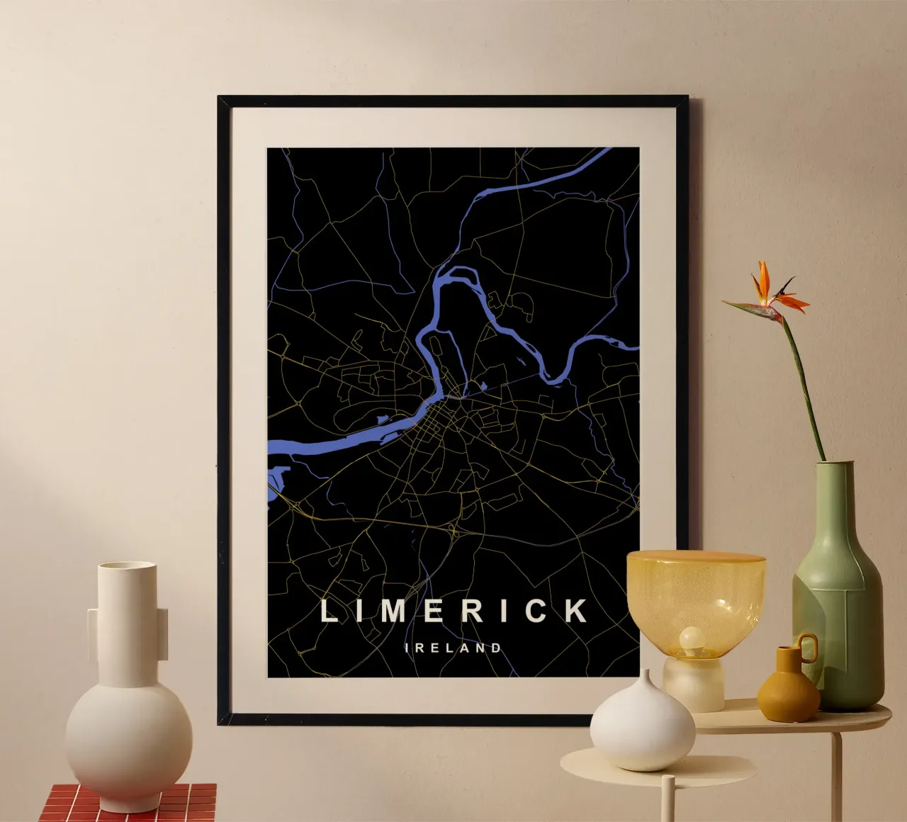 Limerick Irlanda - Mappa della città in nero e oro poster da Cartographers Library
