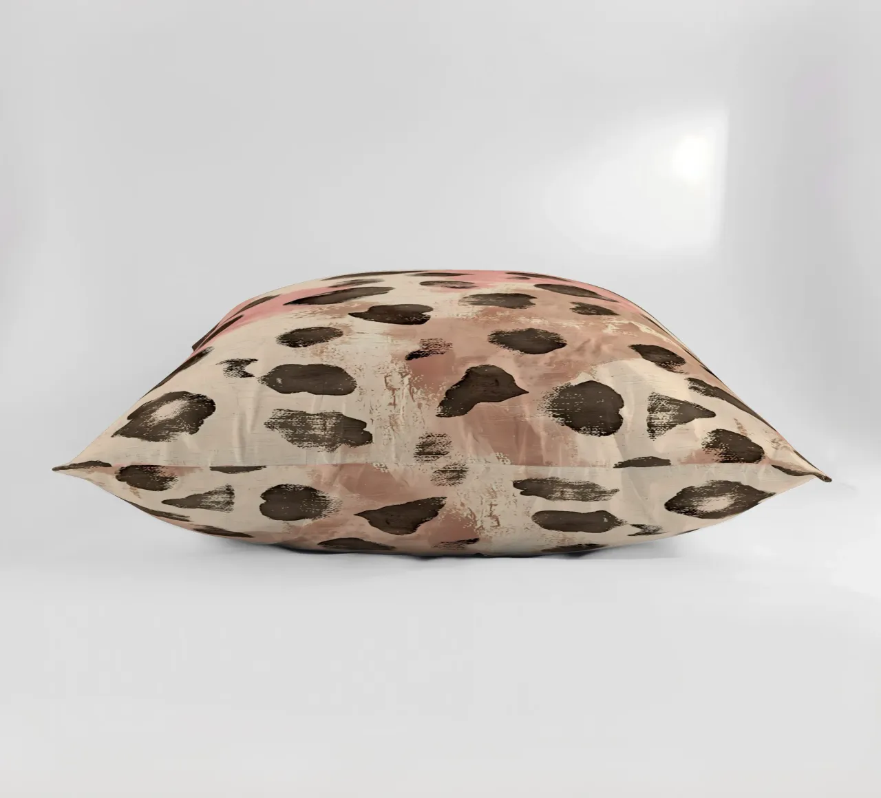 Leopard & Pink cuscino da IamHomeStudio