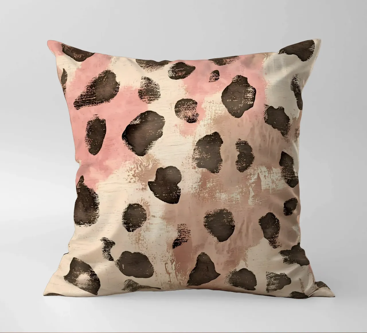 Leopard & Pink cuscino da IamHomeStudio