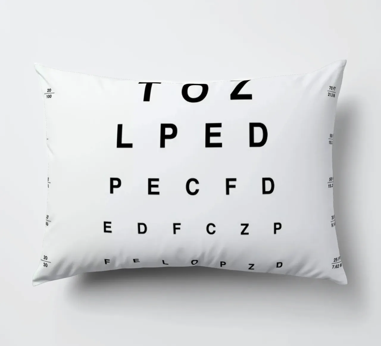 Eye Chart cuscino da daylight design studio