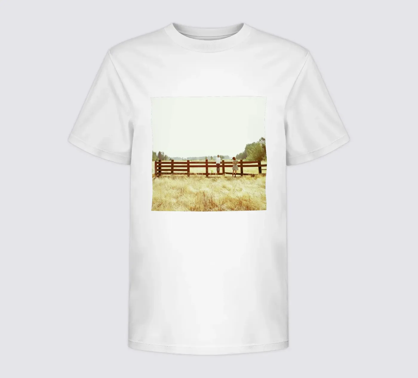 Fence Standing kinder t-shirt van Kevin Russ