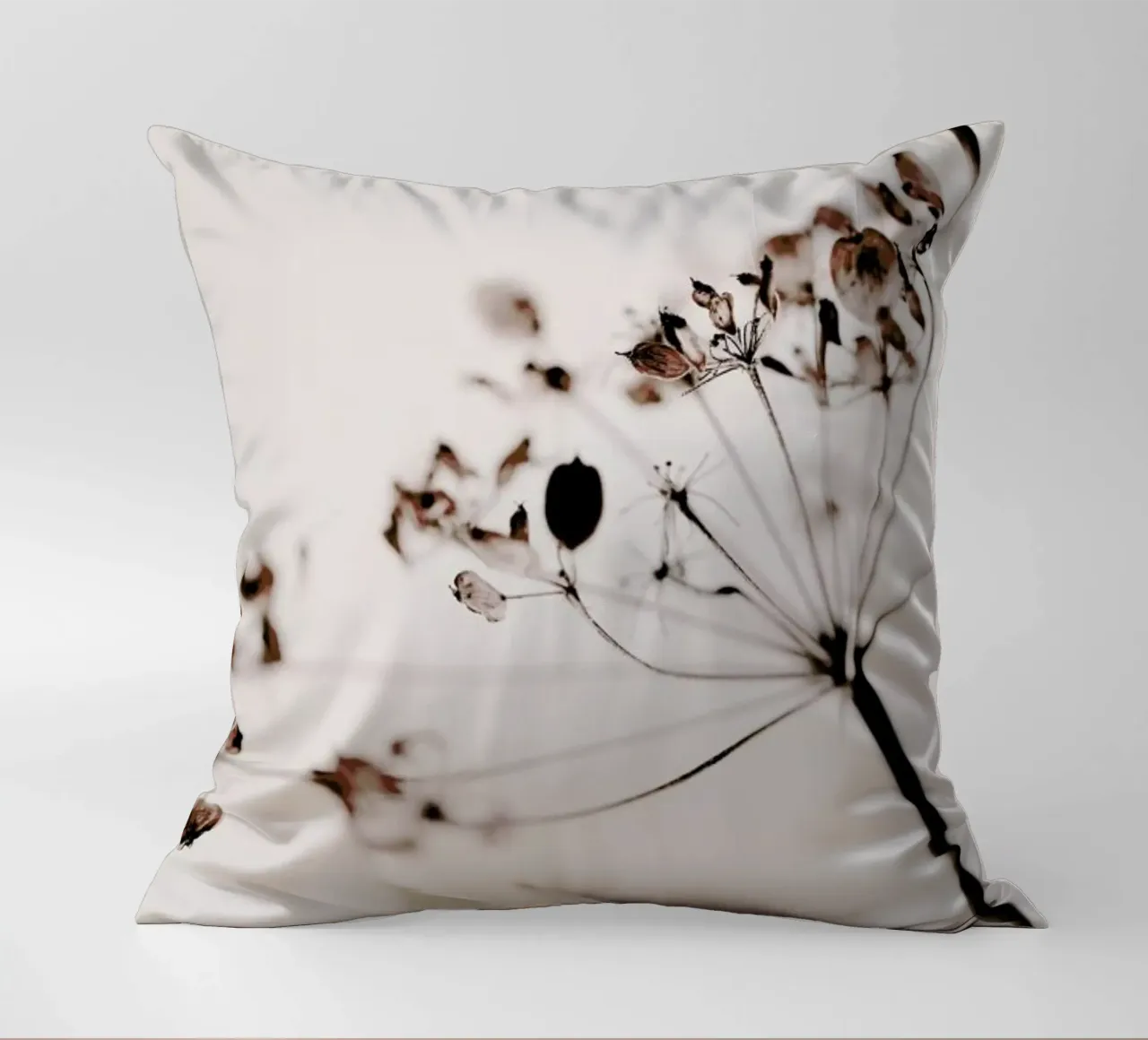 Dried Flowers Anetum 1 cuscino da Monika Strigel