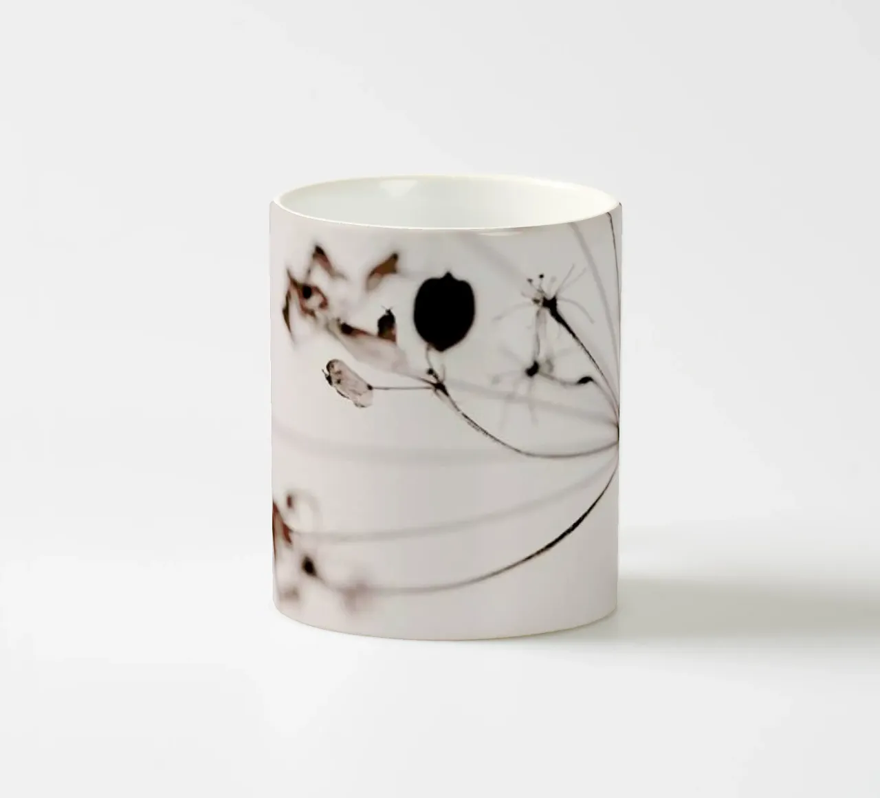 Dried Flowers Anetum 1 tazza in ceramica da Monika Strigel