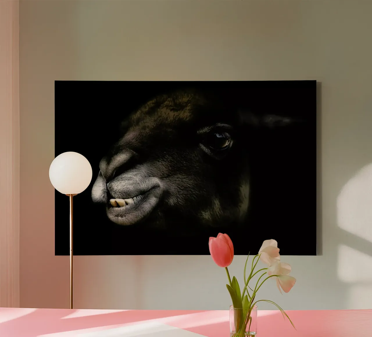 My Little Mona Lisa - Santiago Pascual Buye canvas met Baklijst van Pictufy