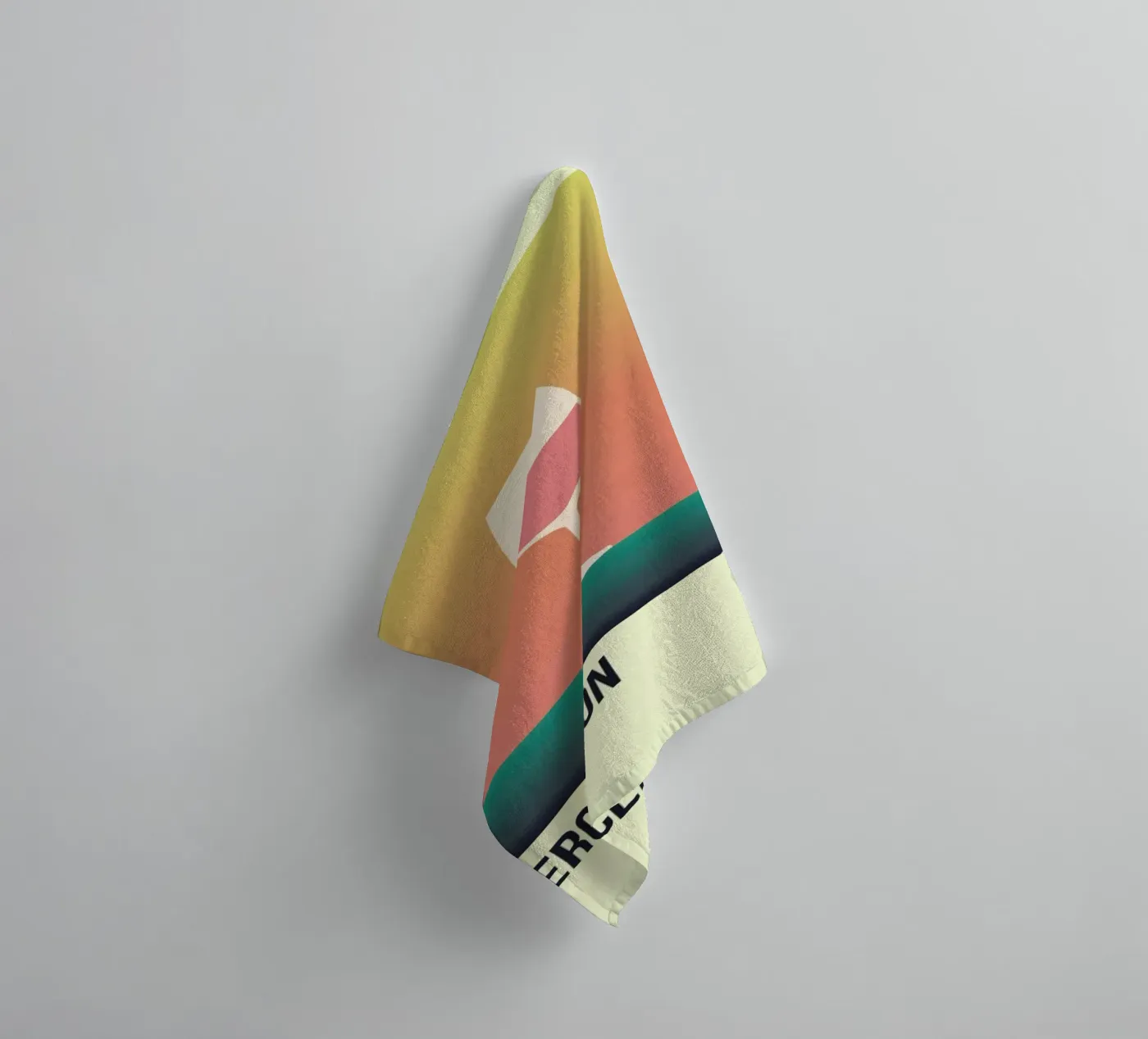 Perception Rose badhanddoek van Trabolt Design