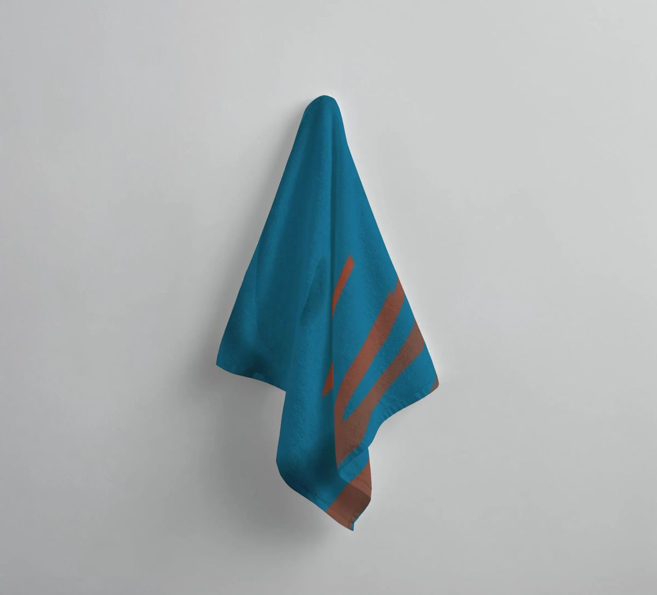 Abstract blauw cirkelvormig fractal patroon badhanddoek van Something for you