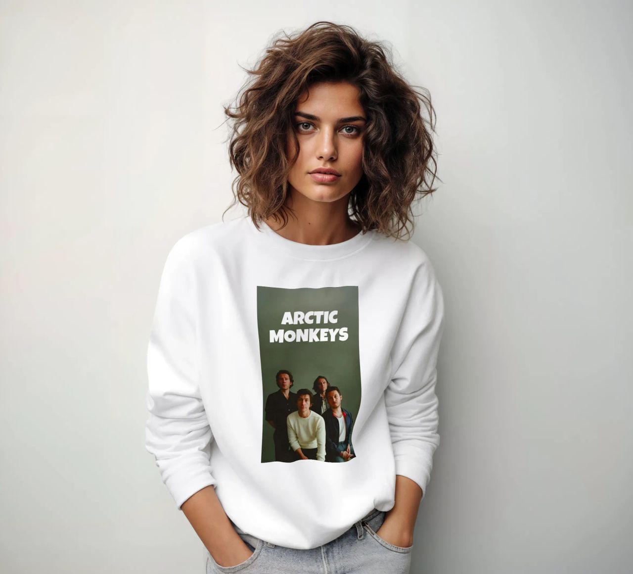 Foto completa de la banda Artic Monkeys sudadera de Music Life