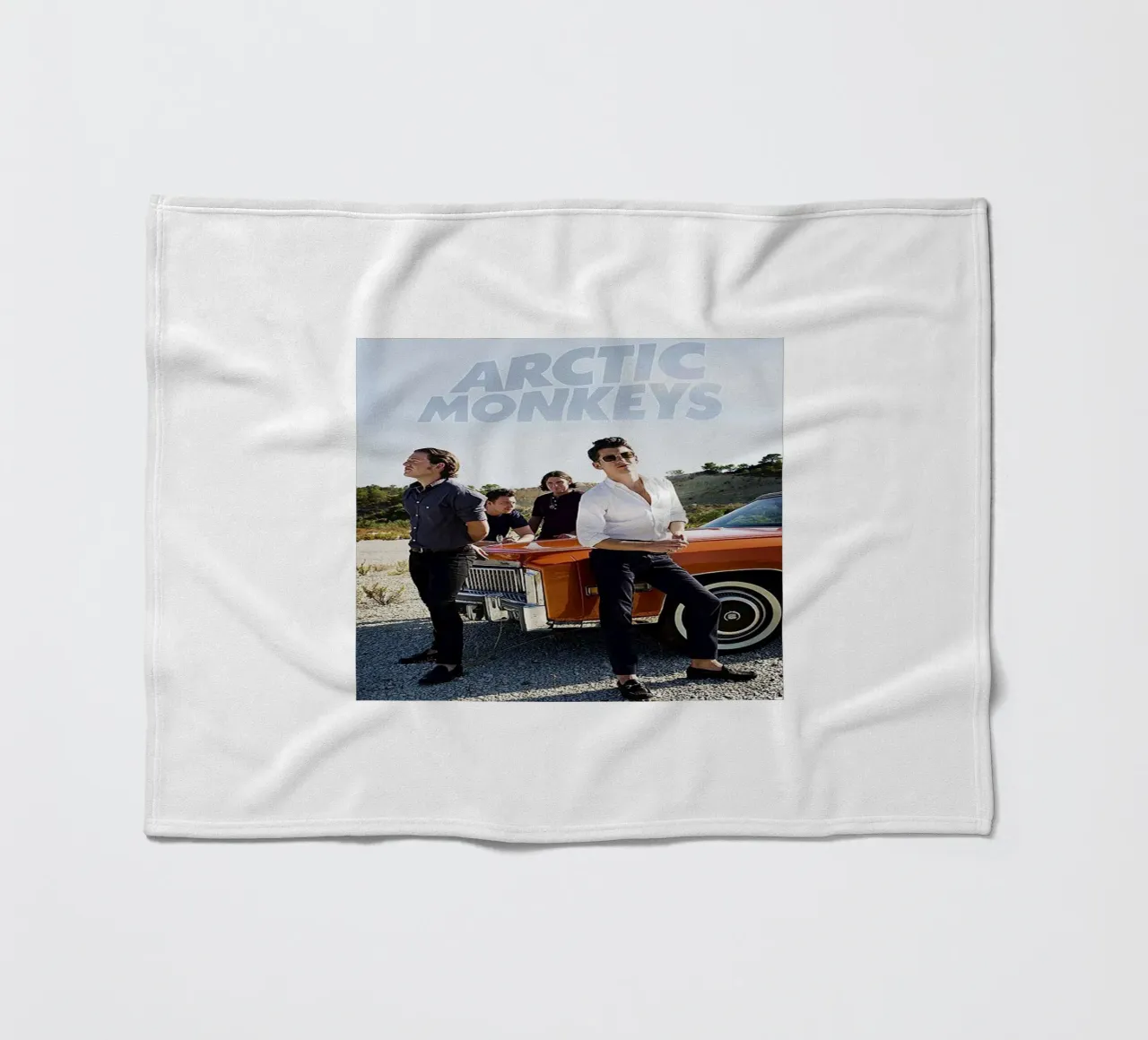 Rock and Roll Artic Monkeys coperta in pile da Music Life