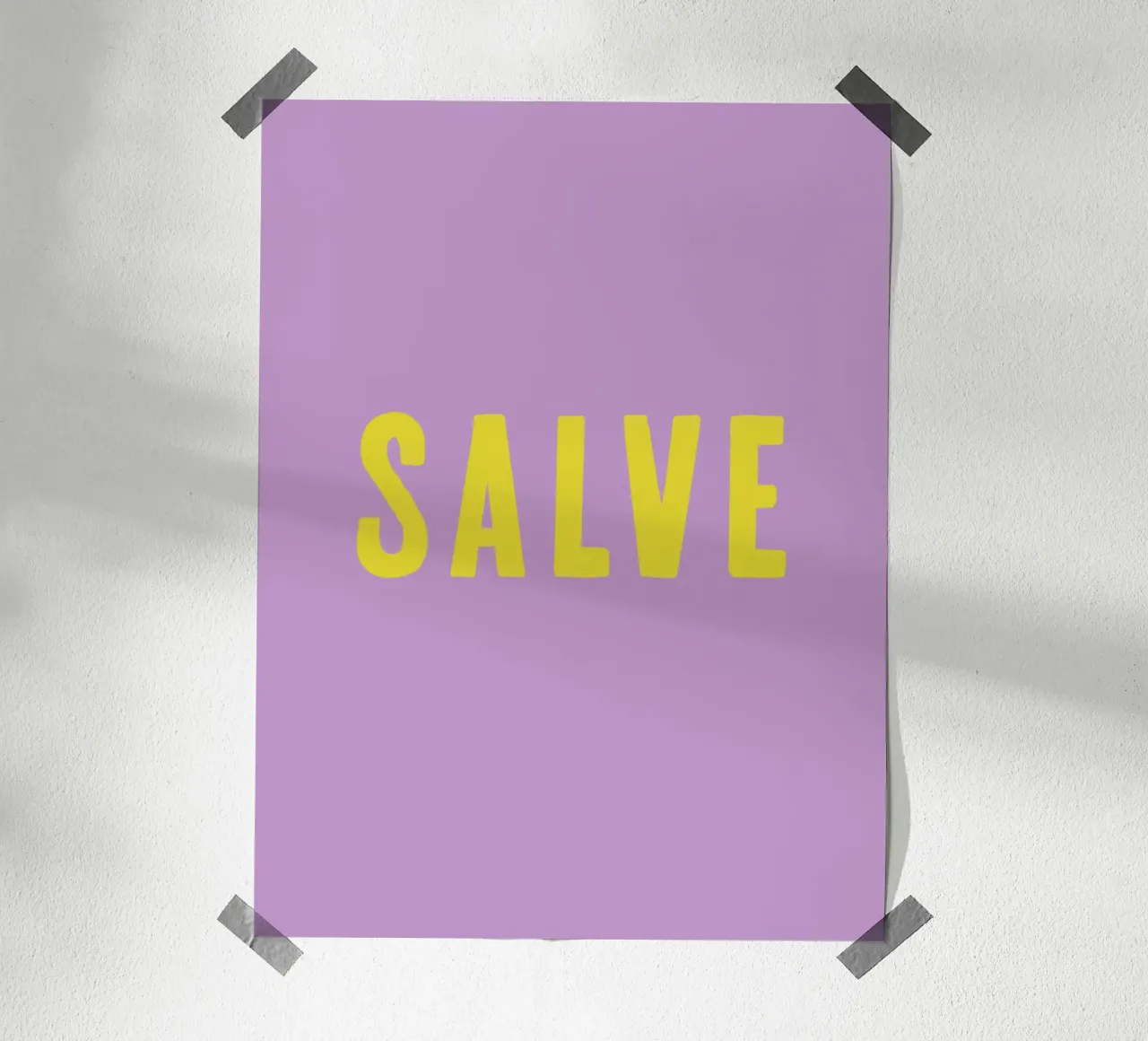 Salvezza gialla su lilla poster con telaio in plastica da Alisa Knöß