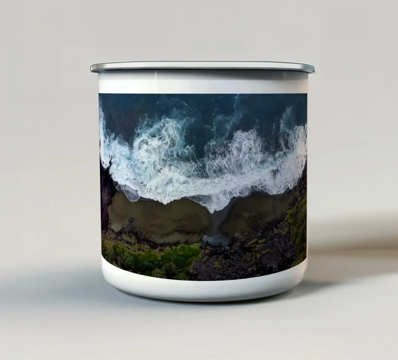 🌊 Coastal Mood Swing – La Réunion Edition tazza in smalto da Mexposure Gallery