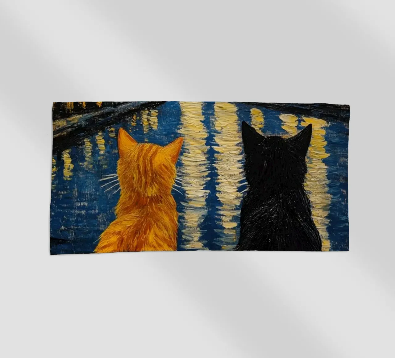 Due gatti di notte telo mare da Waylons Studio