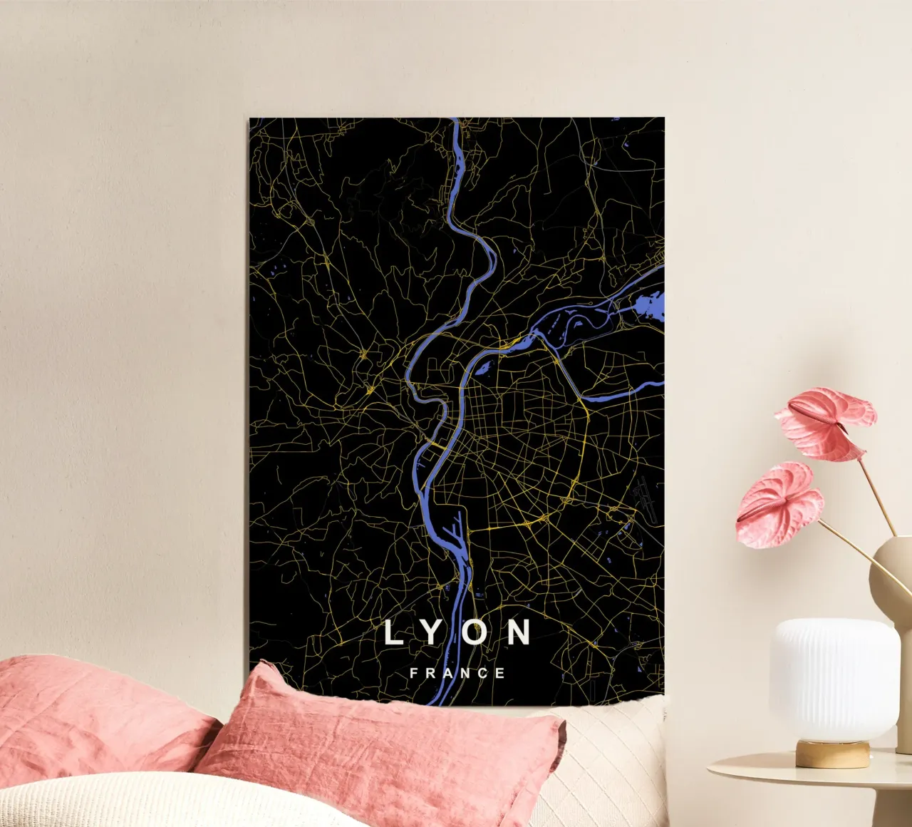 Lione Francia - Mappa della città in nero e oro poster da Cartographers Library