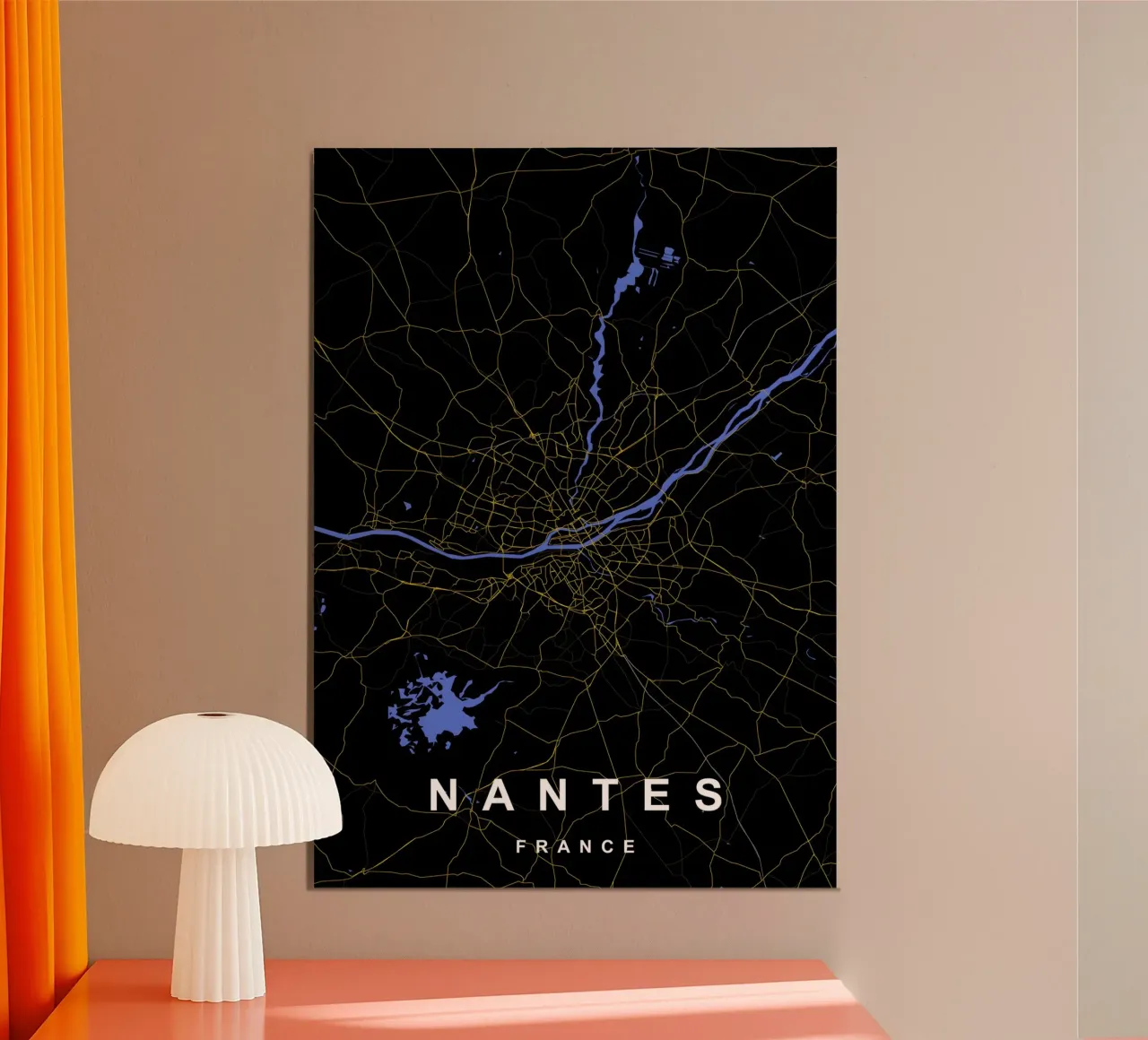 Nantes Francia - Mappa della città in nero e oro poster da Cartographers Library
