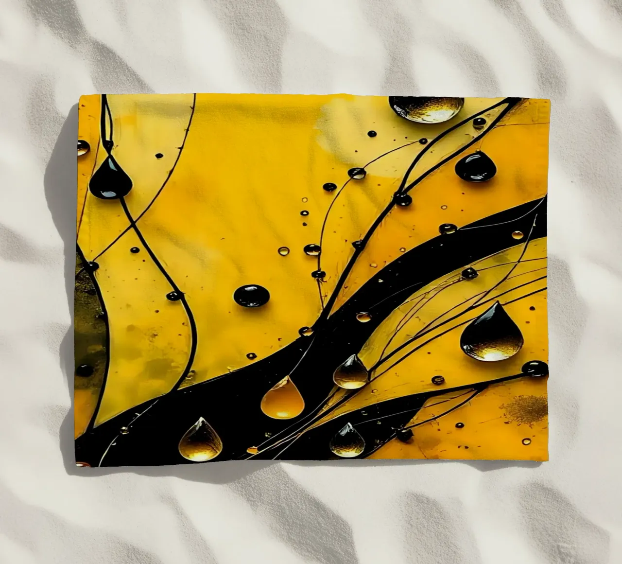 Druppels_12 strandhanddoek van schwarz-gelb by LK