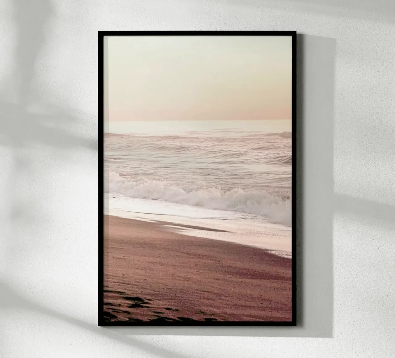 California Sunset Part 2 poster con telaio in legno da Monika Strigel