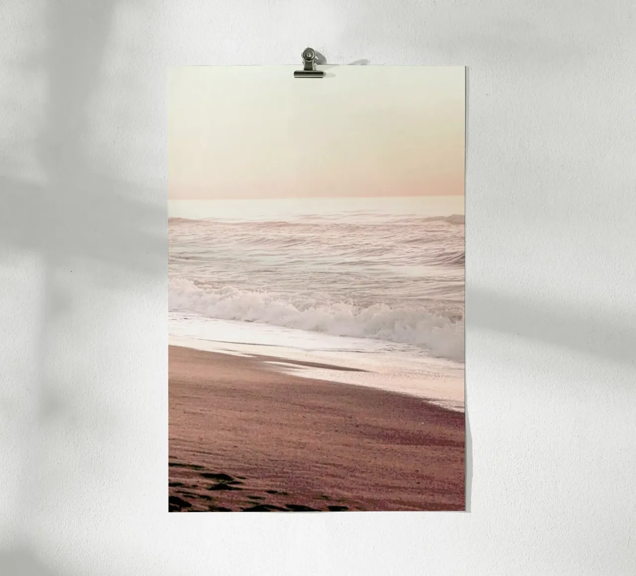 California Sunset Part 2 poster con telaio in legno da Monika Strigel