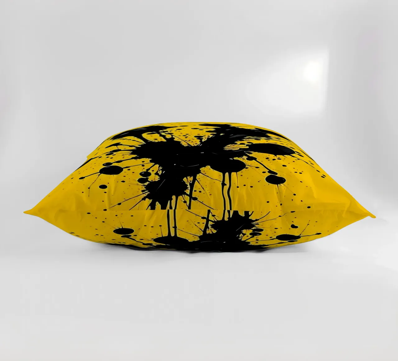 Sprazzi di colore_3 cuscino da schwarz-gelb by LK