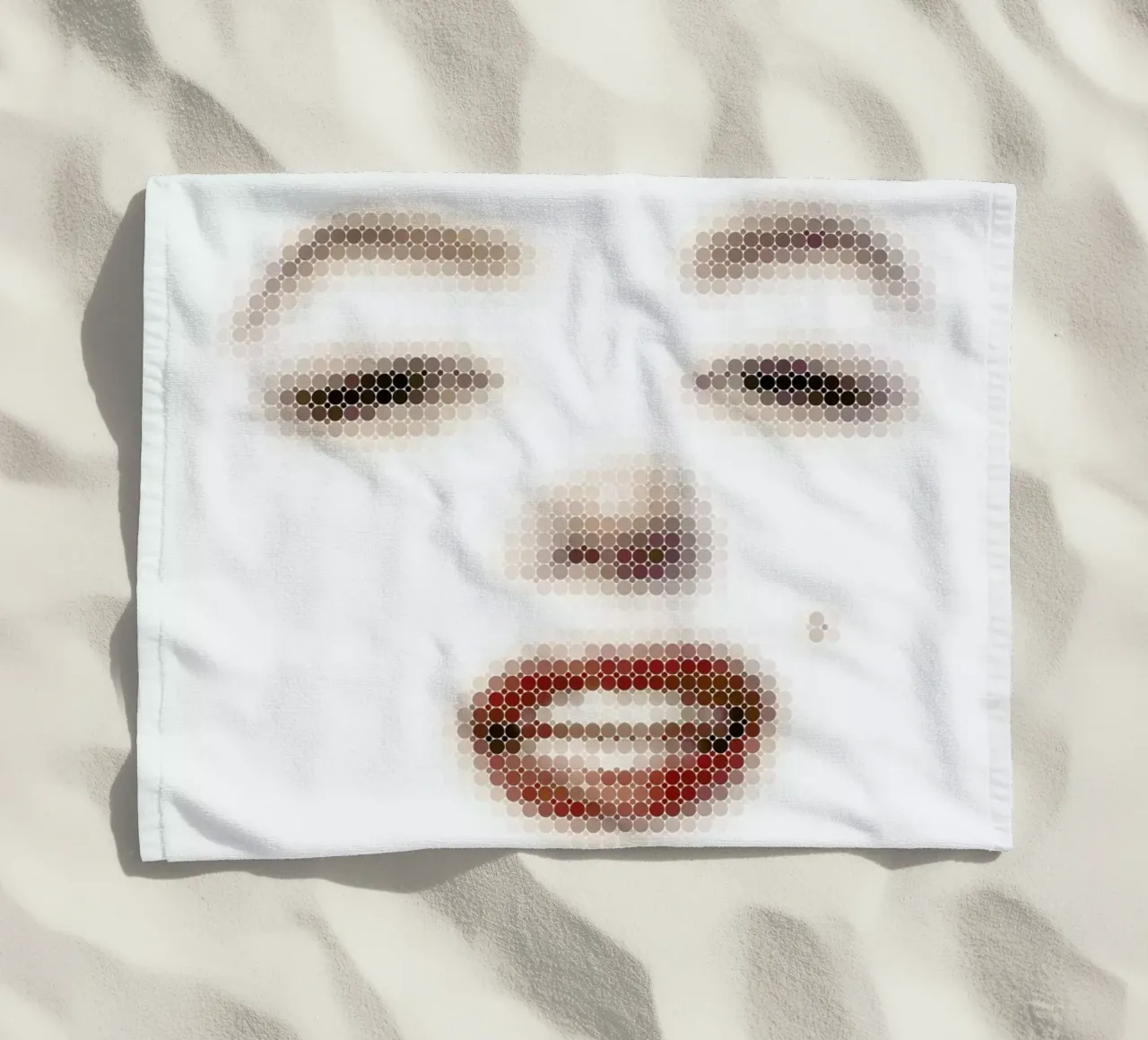 Marilyn Dots telo mare da Angelo Cerantola