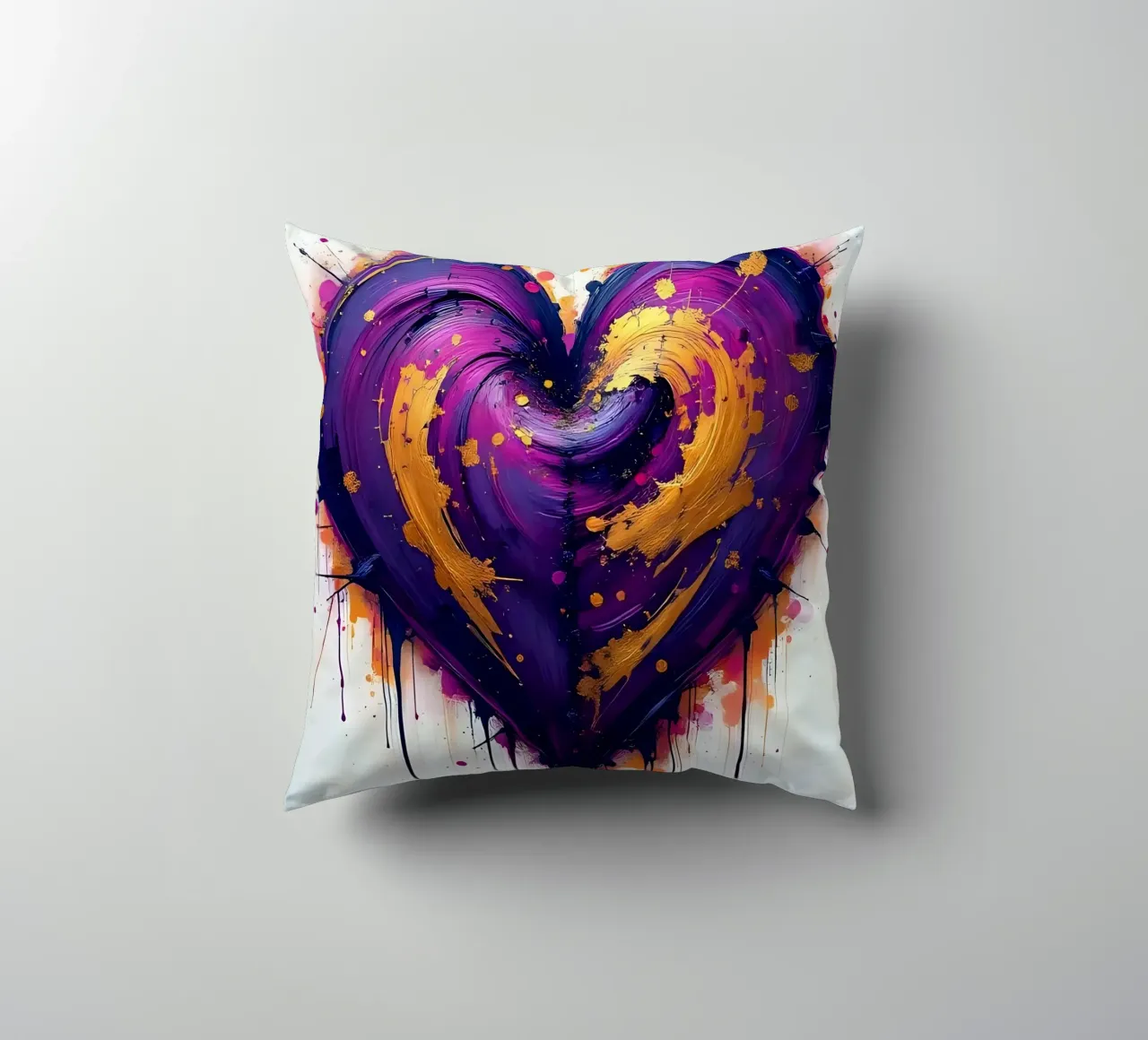 Herz_lila_gold_4 cuscino da Pink- und LoveArt by LK