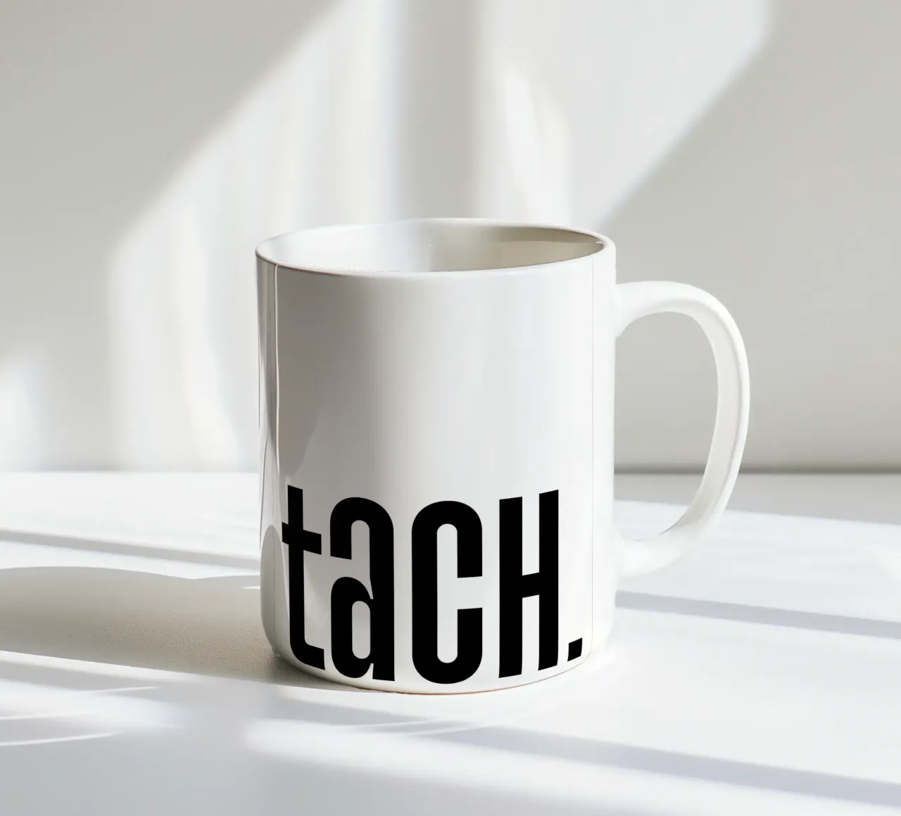 Tach schwarz weiß tazza in ceramica da BAINAI QUOTES