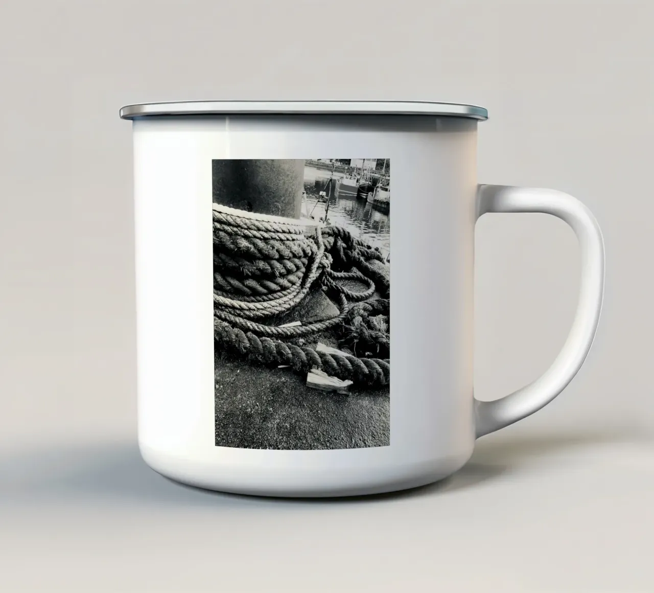 Harbour Details tazza in smalto da Sophies