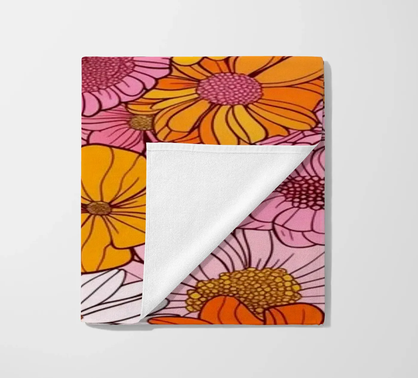Retro Florals telo mare da Sunflower Soul Studio