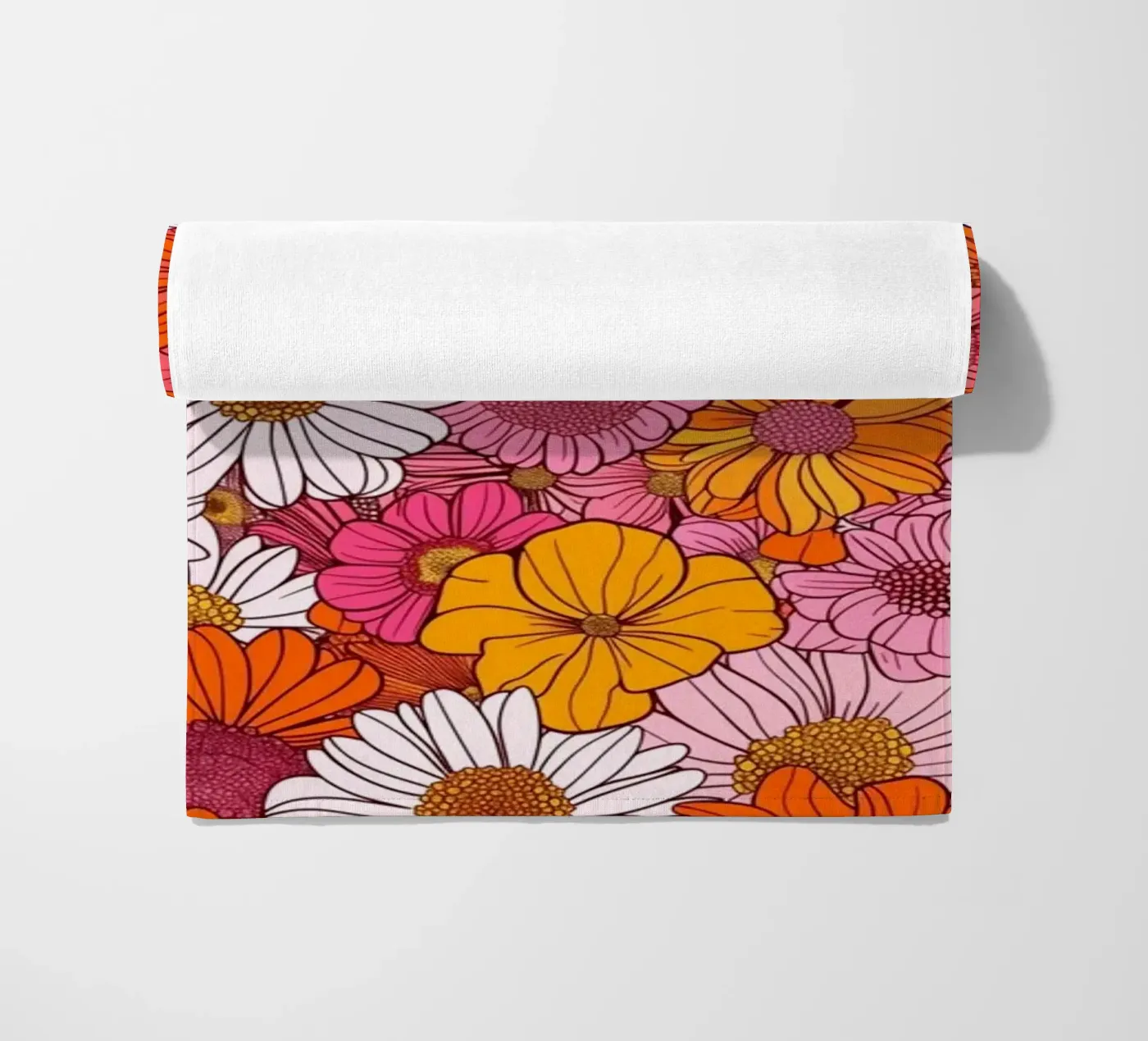 Retro Florals telo mare da Sunflower Soul Studio