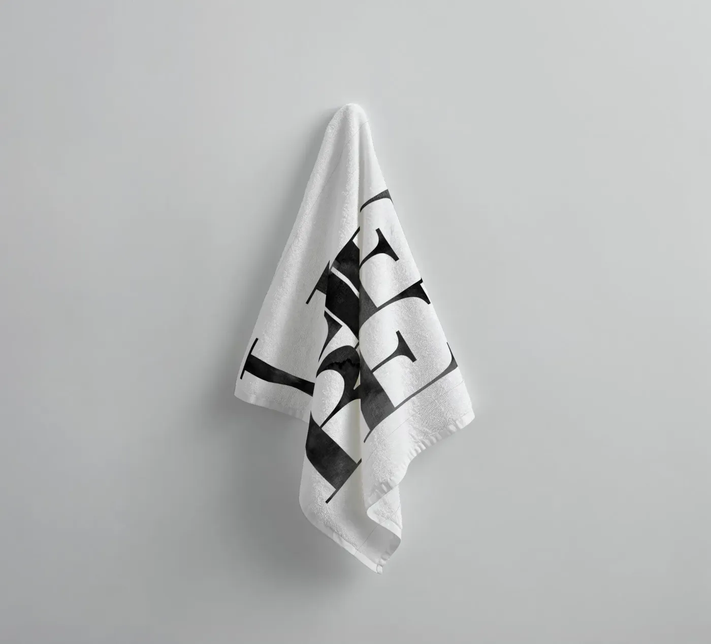 Liebe towel by BAINAI QUOTES