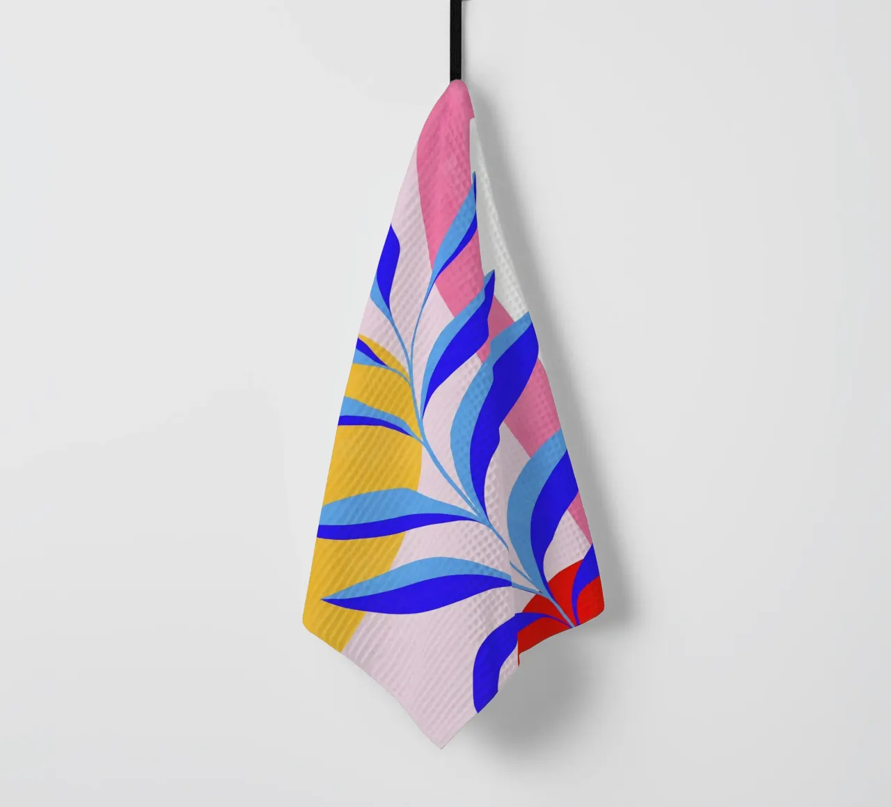 Brillante resplandor tropical - Atrevido arte minimalista de verano 1/2 paño de cocina de Dominique Vari