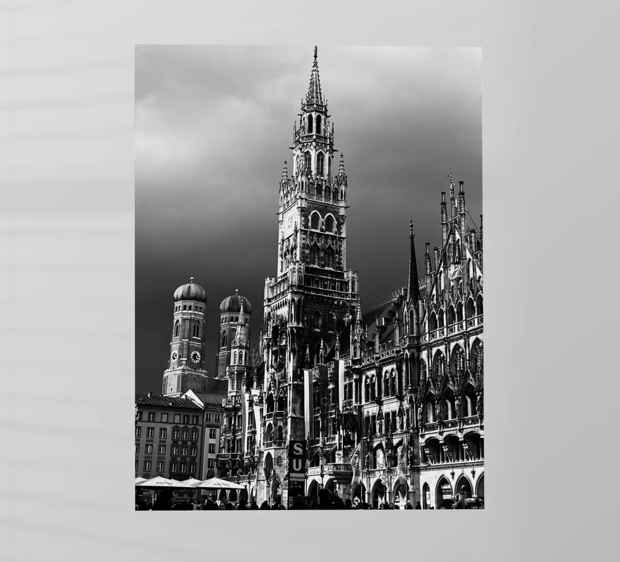 Marienplatz Monaco di Baviera pellicola backlit da Dorothea Baur