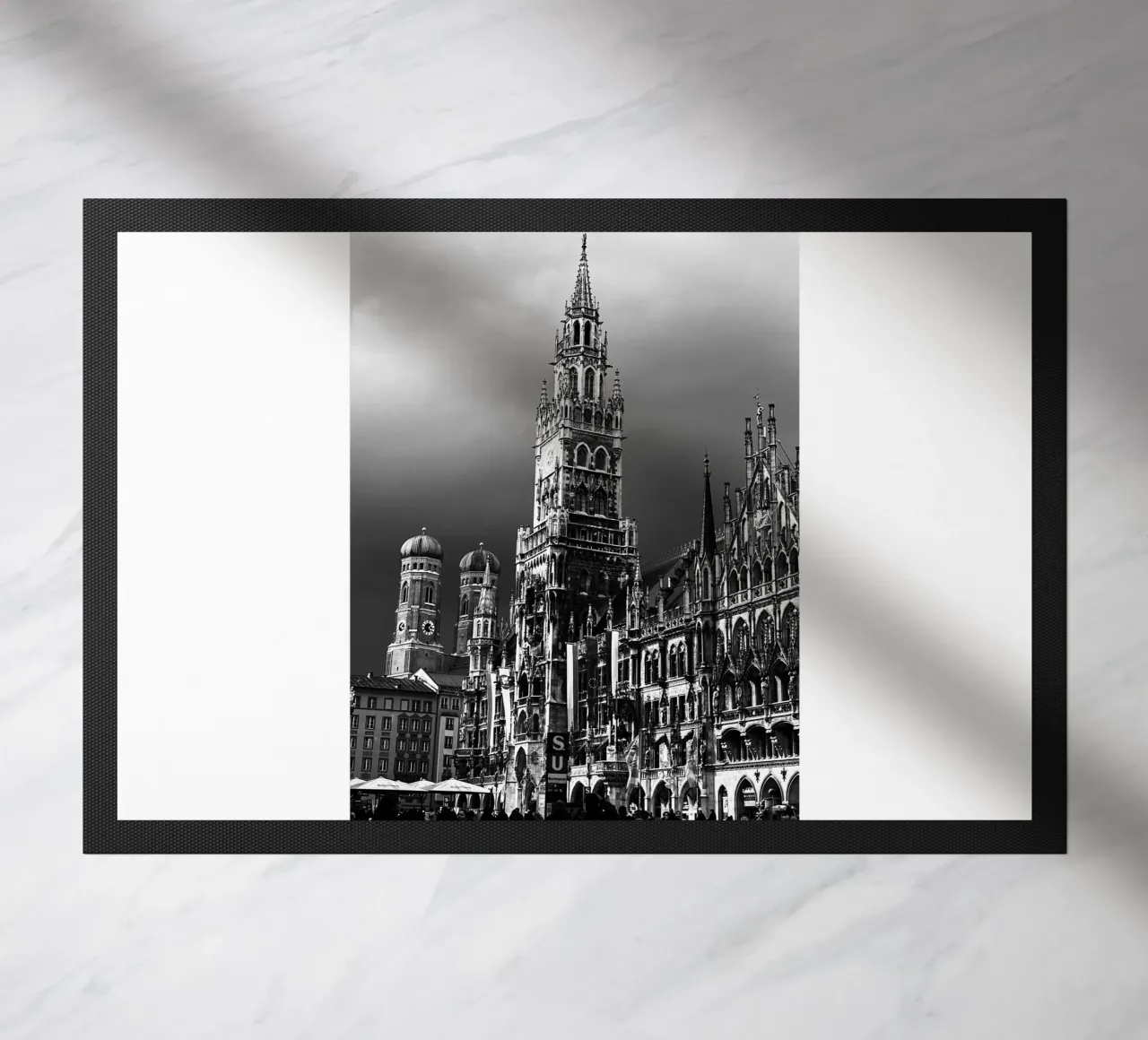 Marienplatz Monaco di Baviera zerbino da Dorothea Baur