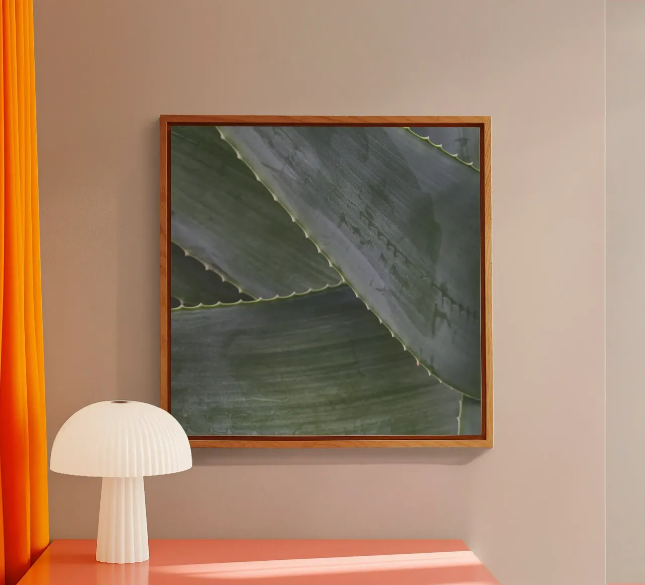 Close Enough 1 plexiglass da Nur Mut