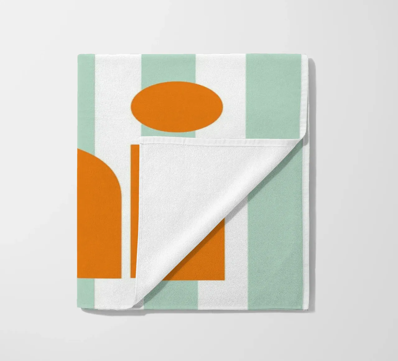 Hi - grüne Streifen beach towel by BAINAI QUOTES