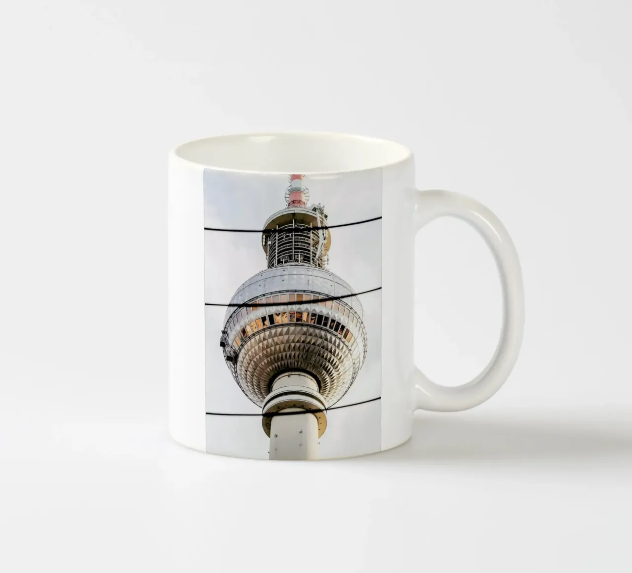 Berlin Icon Keramik Tasse von Babett Schultze
