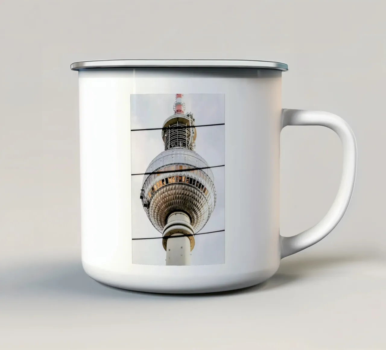 Berlin Icon tazza in smalto da Babett Schultze